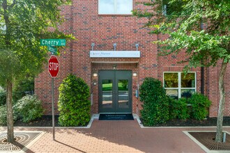 Cherry Street | Student Housing in College Station, TX - Building Photo - Building Photo