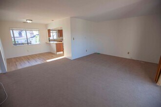 3816 Beresford St in San Mateo, CA - Building Photo - Building Photo