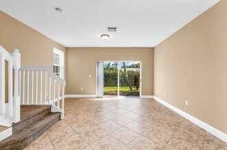 3720 NE 4th Ter in Pompano Beach, FL - Foto de edificio - Building Photo