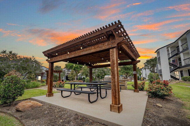 The Place in Mesquite, TX - Foto de edificio - Building Photo