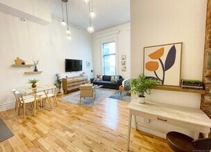 139 Orange St in New Haven, CT - Building Photo - Building Photo