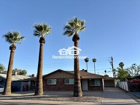 6809 E Avalon Dr in Scottsdale, AZ - Building Photo