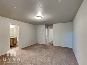 118 N 43rd Pl in Ridgefield, WA - Building Photo - Building Photo