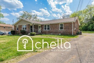 282 Southburn Dr in Hendersonville, TN - Building Photo