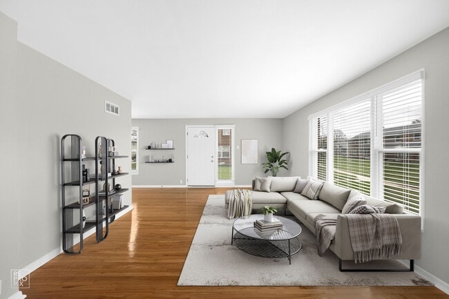 Oakwood Townhomes in Park Forest, IL - Building Photo - Building Photo