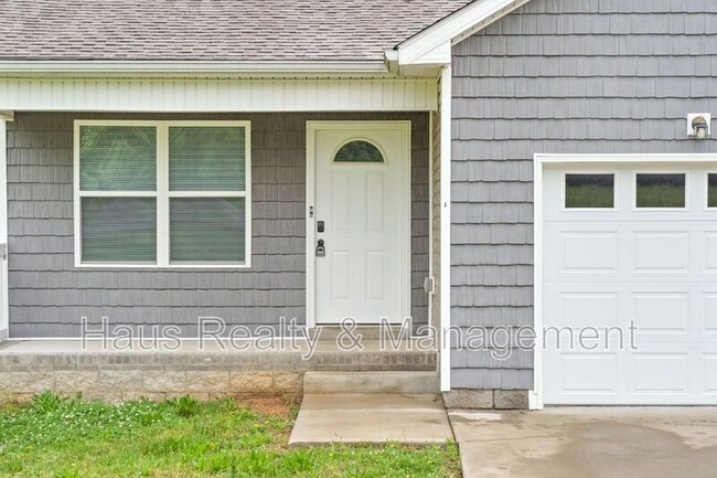 property at 1709 Evans Rd