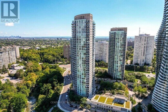 80 Absolute Ave in Mississauga, ON - Building Photo - Building Photo