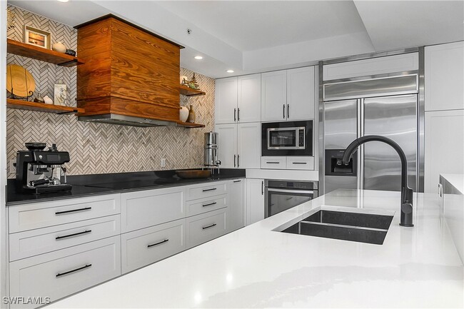 property at 337 Vintage Bay Dr