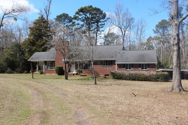 property at 121 Bomar St