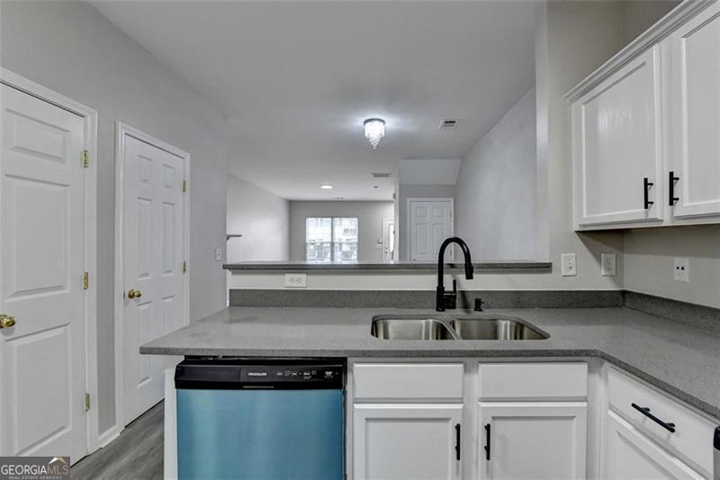 903 Redwood Dr in Norcross, GA - Building Photo