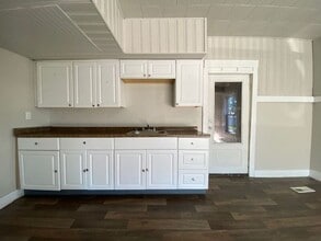 209 N Irwin St in Dayton, OH - Building Photo - Building Photo