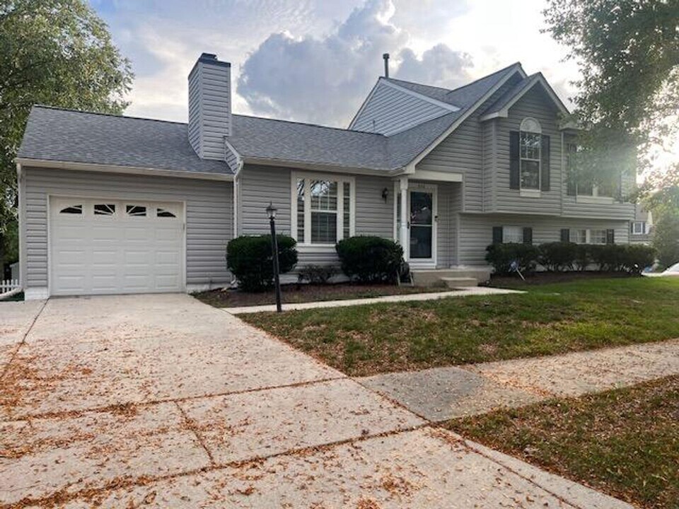 846 Snow Valley Ln in Odenton, MD - Building Photo