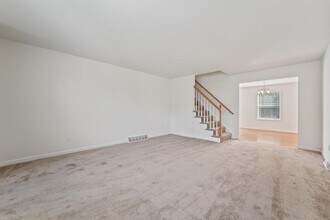 48 Old Plank Rd in Clifton Park, NY - Building Photo - Building Photo