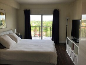 1627 SW 37th Ave in Miami, FL - Building Photo - Building Photo