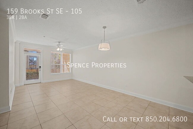159 Brooks St SE in Fort Walton Beach, FL - Foto de edificio - Building Photo