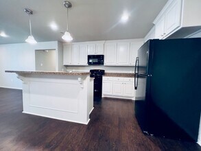 2805 113th St in Lubbock, TX - Building Photo - Building Photo