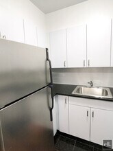 EAST 69 STREET in New York, NY - Building Photo - Building Photo