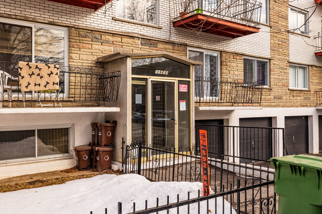 11419 Allard Av in Montréal, QC - Building Photo - Building Photo