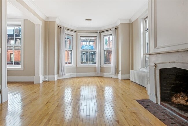 property at 14 Hereford St