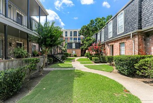 Tanglebrook Apartments in Houston, TX - Building Photo