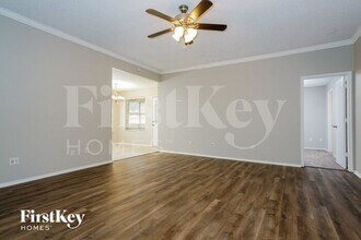 924 NW Summercrest Blvd in Burleson, TX - Building Photo - Building Photo