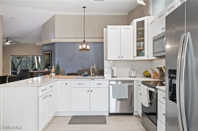 17611 Marco Island Ln in Ft. Myers, FL - Building Photo - Building Photo