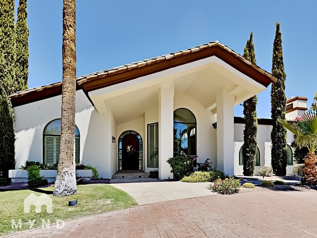 property at 8260 E Sutton Dr