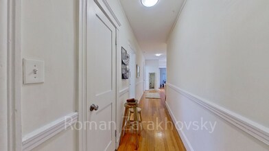1850 Commonwealth Ave in Boston, MA - Building Photo - Building Photo
