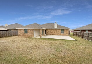 3506 Republic of Texas Dr in Killeen, TX - Foto de edificio - Building Photo