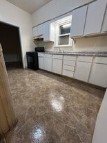 415 Middlebury St in Elkhart, IN - Building Photo