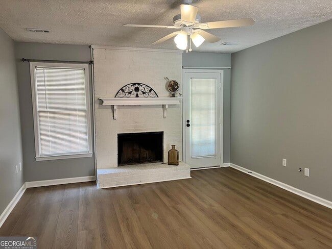 721 Redwood Park in Peachtree City, GA - Building Photo - Building Photo
