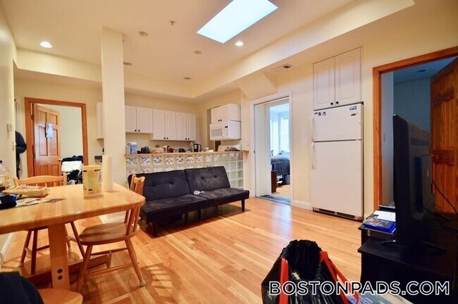 1801 Beacon St