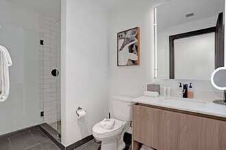 398 NE 5th St, Unit SI ID1504014P in Miami, FL - Foto de edificio - Building Photo