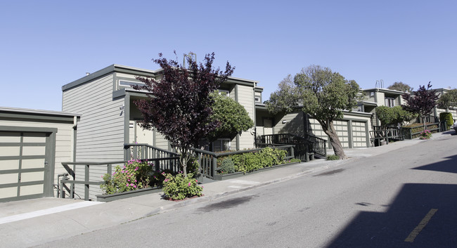 Diamond View Apartments in San Francisco, CA - Foto de edificio - Building Photo