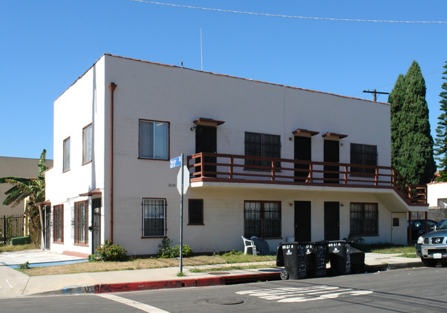 8861 Venice Blvd in Los Angeles, CA - Building Photo - Building Photo