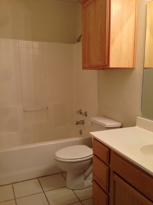 10228 Lilac Ln in Waco, TX - Building Photo - Building Photo