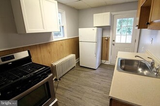 107 W 3rd St in Bridgeport, PA - Building Photo - Building Photo