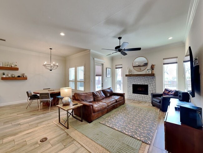 3933 Linden Ave in Fort Worth, TX - Building Photo - Building Photo