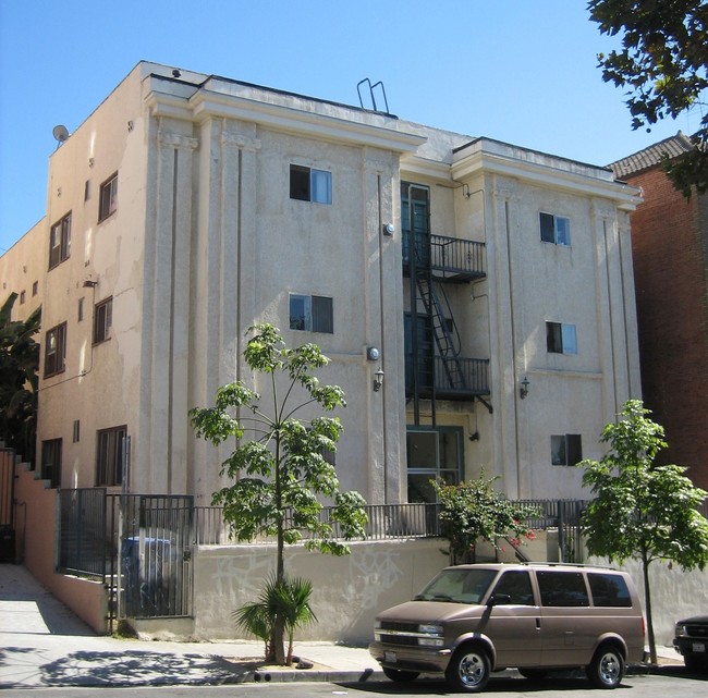 508 Union Dr in Los Angeles, CA - Foto de edificio - Building Photo
