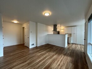 8222 169th Ave NE in Redmond, WA - Building Photo - Building Photo