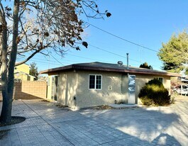 44735 Gadsden Ave in Lancaster, CA - Building Photo