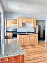 51 Catharine St in Worcester, MA - Building Photo - Building Photo