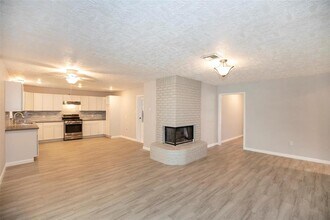 10214 Tolman St in Houston, TX - Building Photo - Building Photo