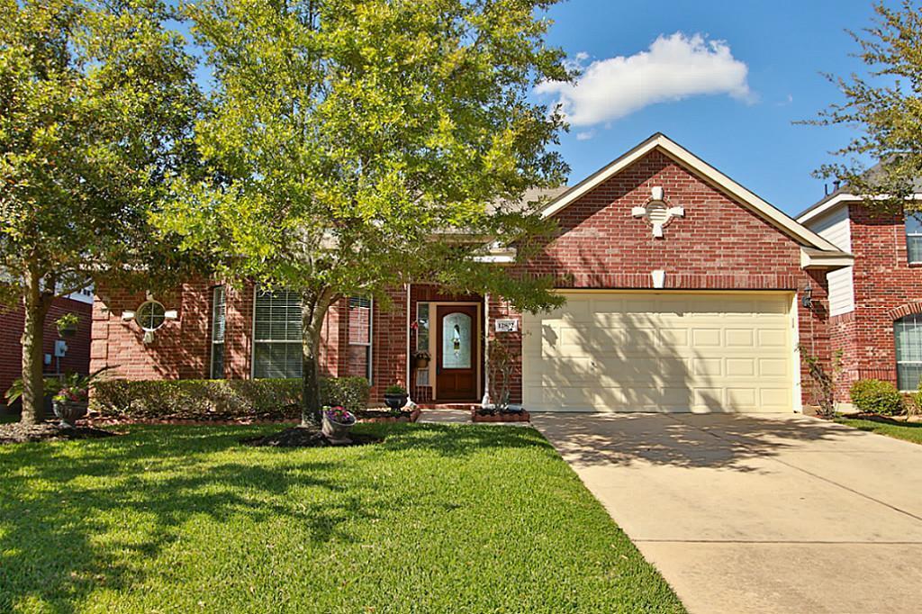 12802 Carriage Glen Dr in Tomball, TX - Building Photo