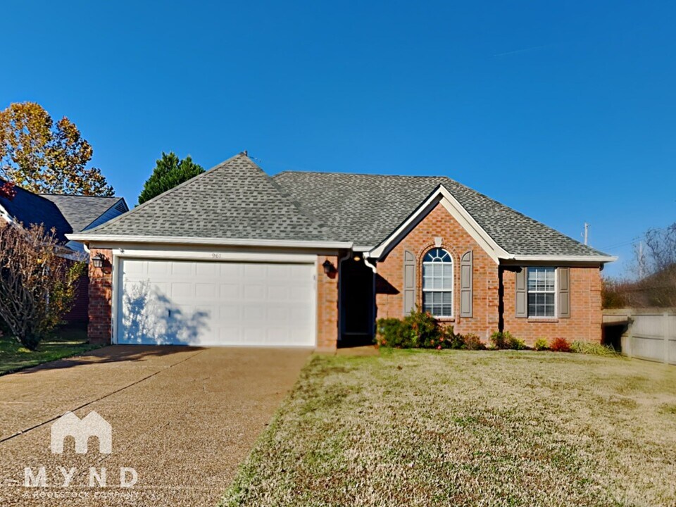 961 Jessica Lauren Cove in Cordova, TN - Building Photo