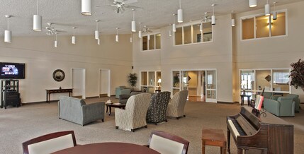 Woodside Village 55+ Apartments in Fort Washington, MD - Foto de edificio - Building Photo