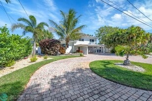 1771 NE 35th St in Oakland Park, FL - Building Photo