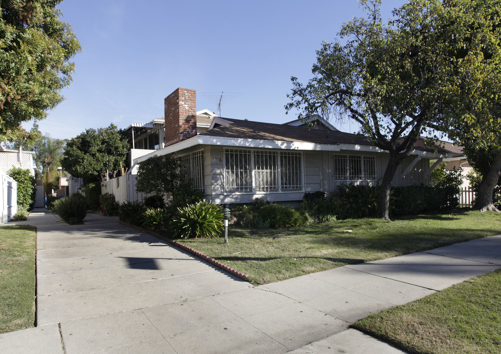 6664 Wilkinson Ave in North Hollywood, CA - Building Photo