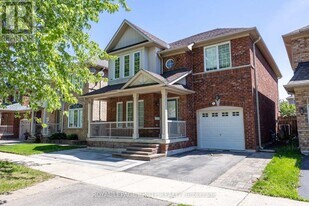 7 Vecchia St in Markham, ON - Building Photo