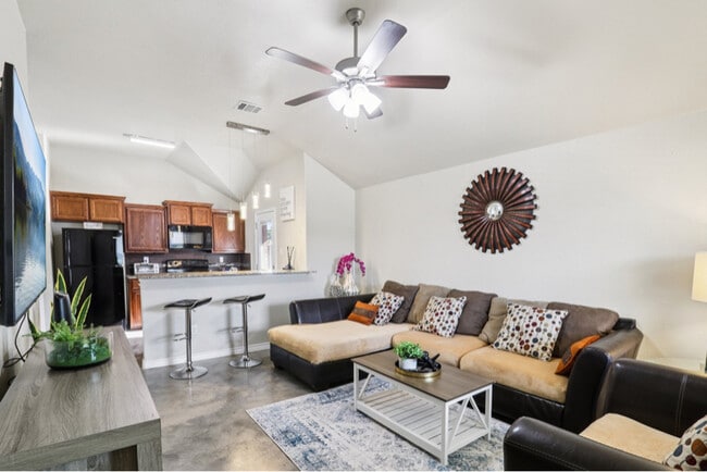 1235 Liberation Ln in Copperas Cove, TX - Foto de edificio - Building Photo